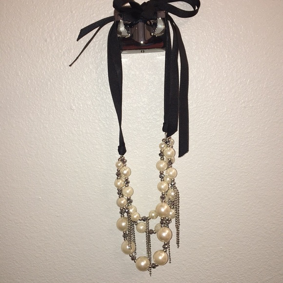 Pearl necklace. Worn once - Picture 2 of 6